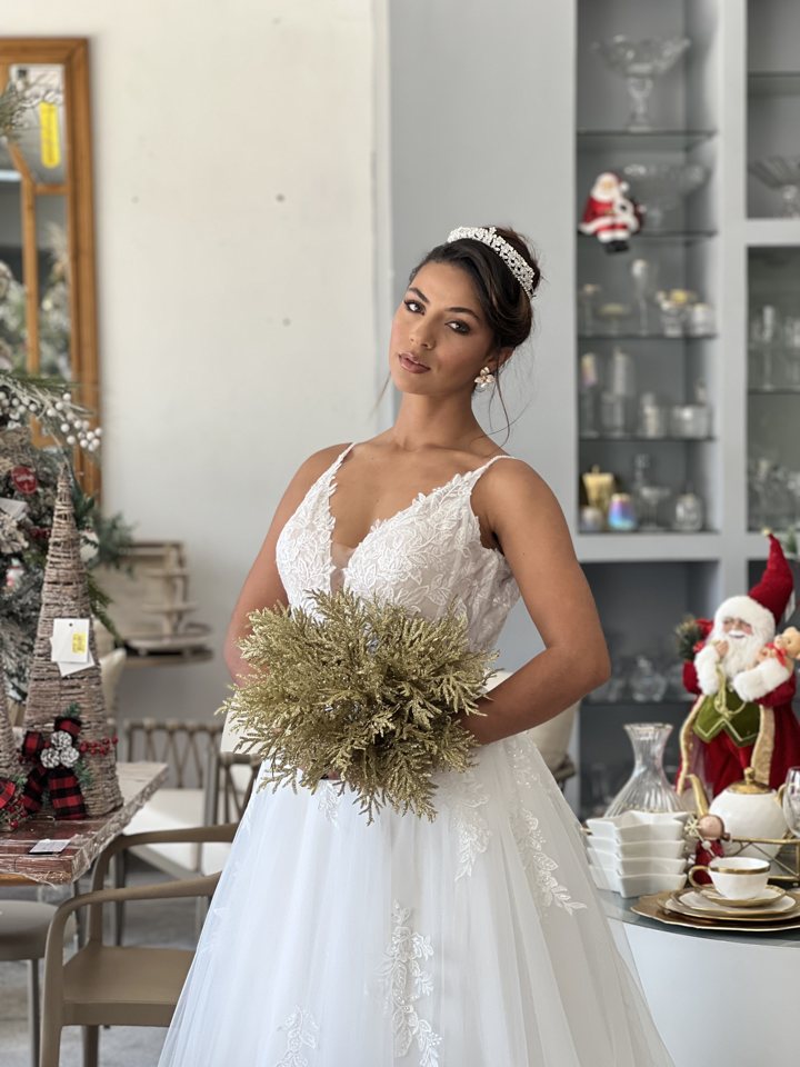 Princesa | Alça Fina | Gola Alta